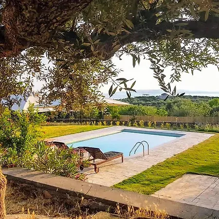 Eleni - Private Pool Retreat Near Kardamili Proástion