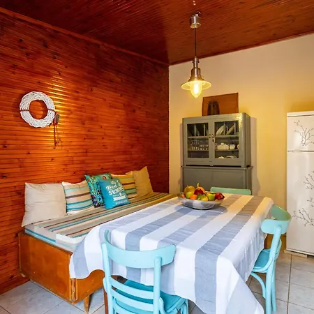 Eleni - Private Pool Retreat Near Kardamili