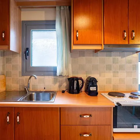 Eleni - Private Pool Retreat Near Kardamili *