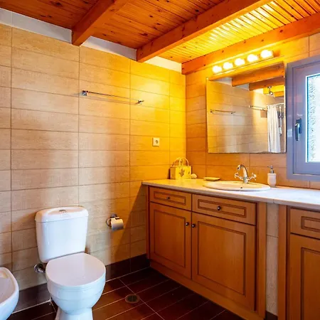 Eleni - Private Pool Retreat Near Kardamili Villa Proástion