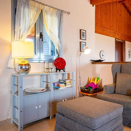 Villa Eleni - Private Pool Retreat Near Kardamili Proástion