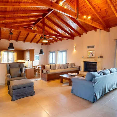 Villa Eleni - Private Pool Retreat Near Kardamili