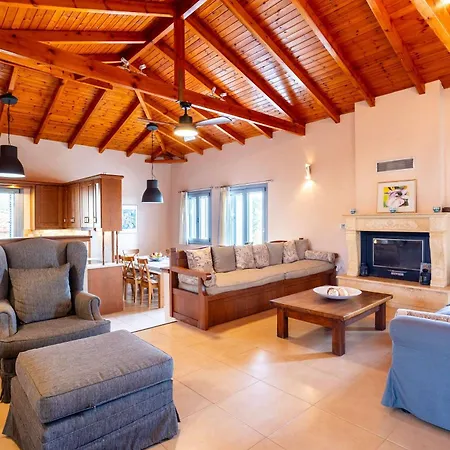 Eleni - Private Pool Retreat Near Kardamili 빌라 *