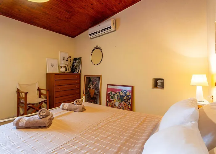 Eleni - Private Pool Retreat Near Kardamili Villa *