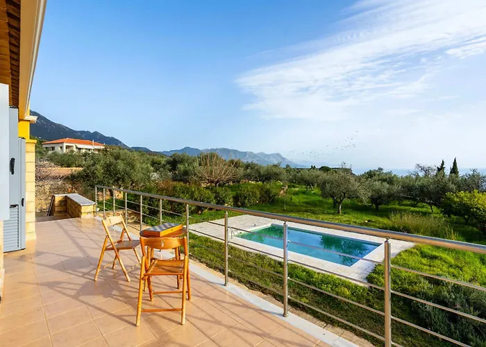 Eleni - Private Pool Retreat Near Kardamili *