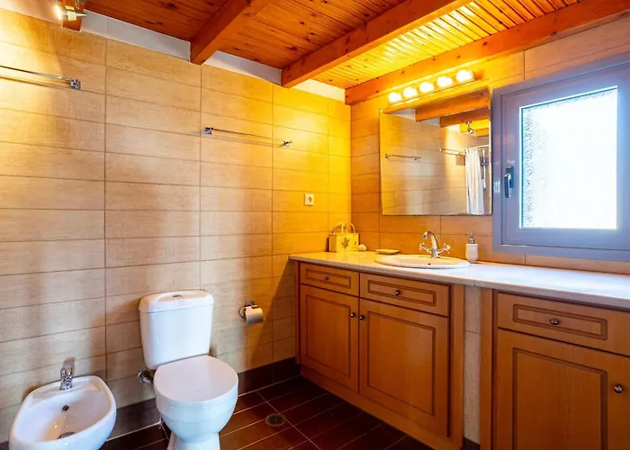 Eleni - Private Pool Retreat Near Kardamili Villa Proástion