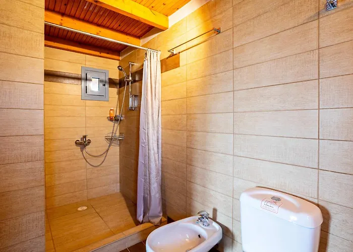 Eleni - Private Pool Retreat Near Kardamili